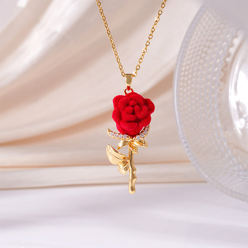 🌹Elegantní náhrdelník s přívěskem ve tvaru červené růže